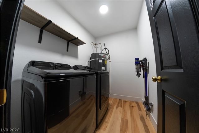 31 Jade Circle, Las Vegas, NV 89106