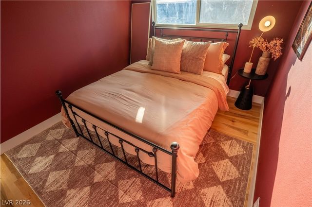 31 Jade Circle, Las Vegas, NV 89106