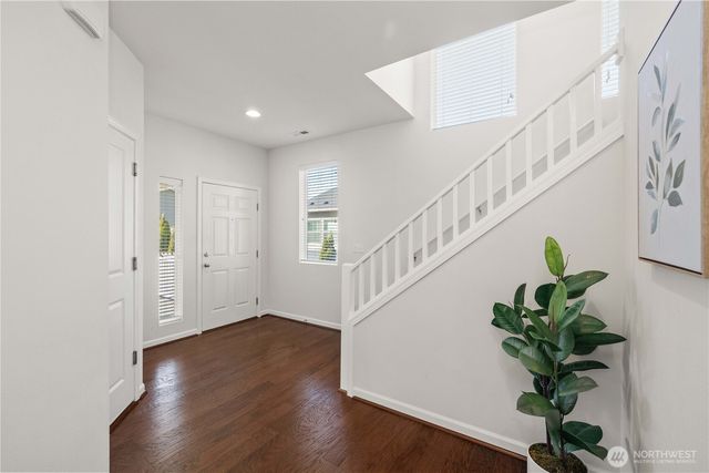 27380 211th CT SE, Maple Valley, WA 98038