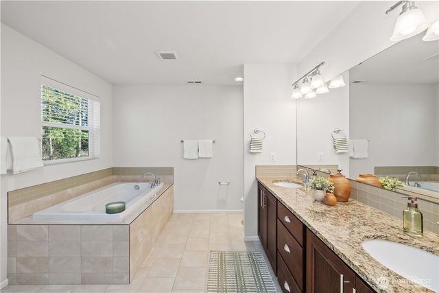 27380 211th CT SE, Maple Valley, WA 98038