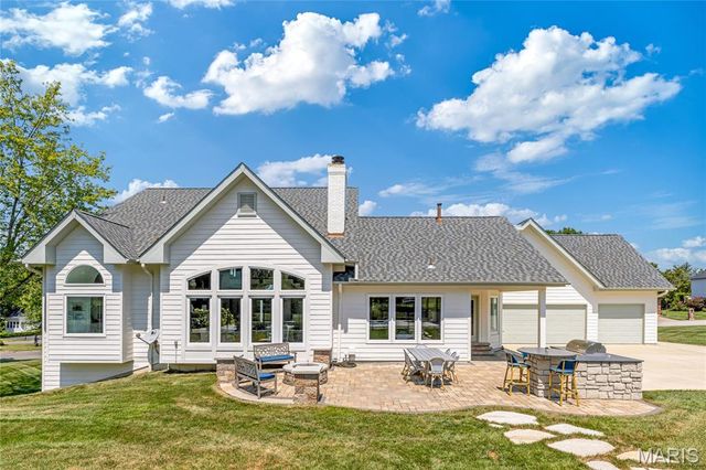 1069 Whitmoor Drive, Weldon Spring, MO 63304
