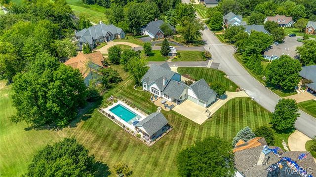 1069 Whitmoor Drive, Weldon Spring, MO 63304