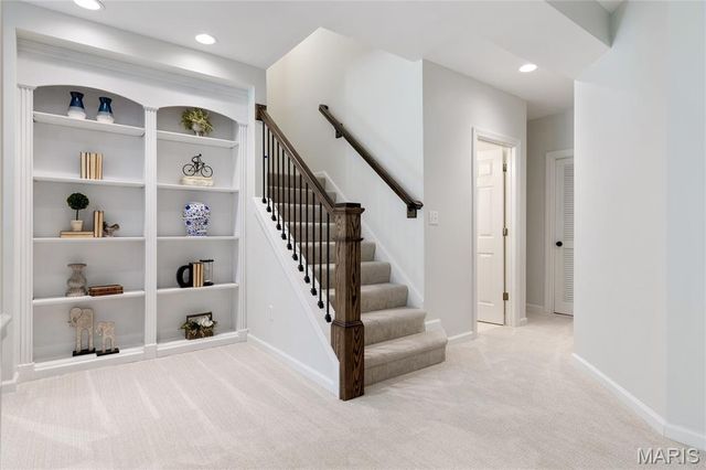 1069 Whitmoor Drive, Weldon Spring, MO 63304