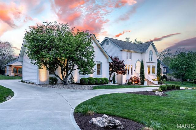 1069 Whitmoor Drive, Weldon Spring, MO 63304