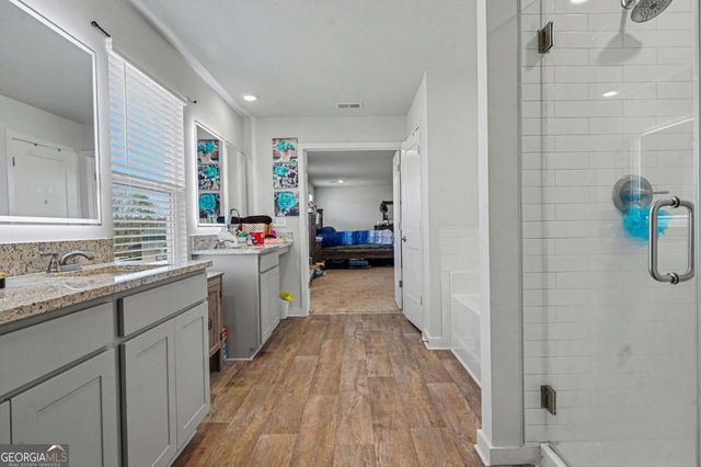 942 Teabiscuit Way, Mcdonough, GA 30253