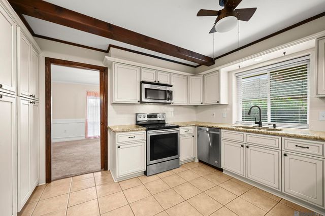 12543 Warwick Ave, Baton Rouge, LA 70815