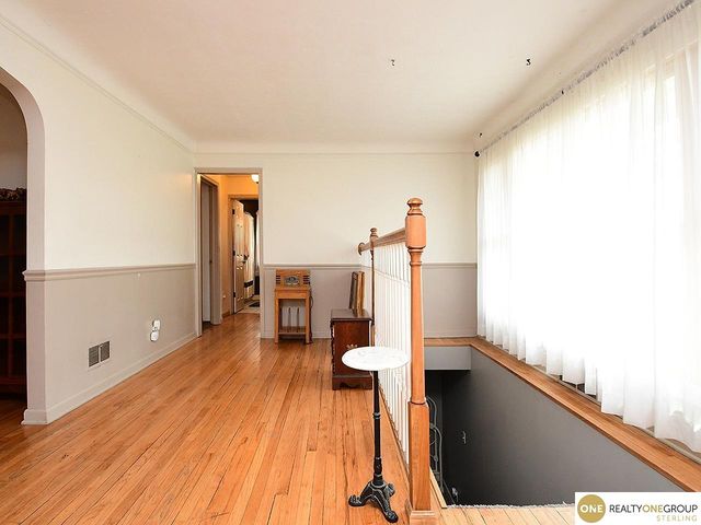 8316 Webster Street, Omaha, NE 68114