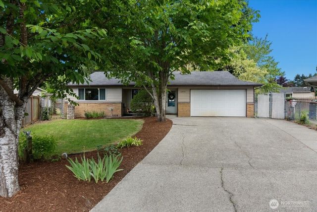 16954 SE 255th Place, Covington, WA 98042