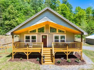 274 Poverty Branch Road 2, Barnardsville, NC 28709