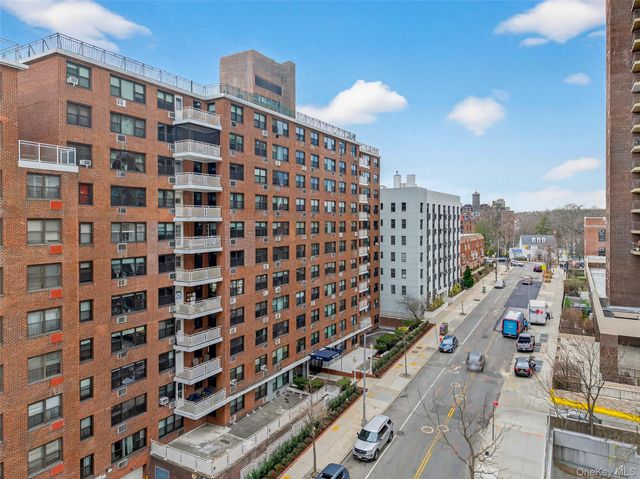 123-40 83rd Avenue 6G, Kew Gardens, NY 11415