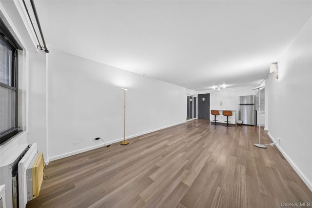 123-40 83rd Avenue 6G, Kew Gardens, NY 11415