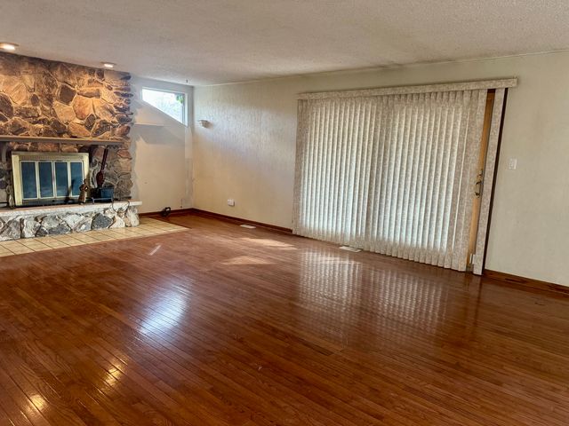 2939 E Hickory Lane, Crete, IL 60417