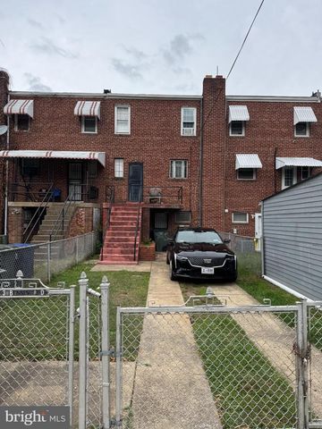 4223 BENNING RD NE, Washington, DC 20019