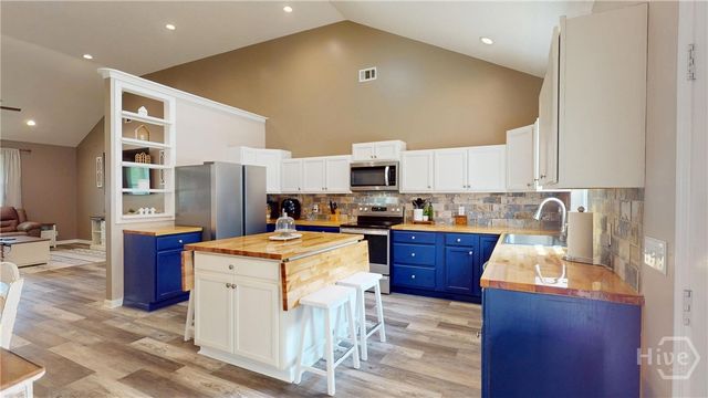 1301 Pelican Lane SE, Townsend, GA 31331