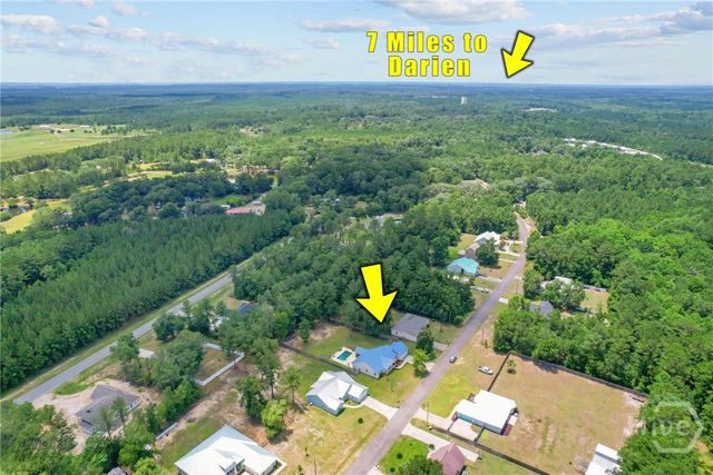 1301 Pelican Lane SE, Townsend, GA 31331