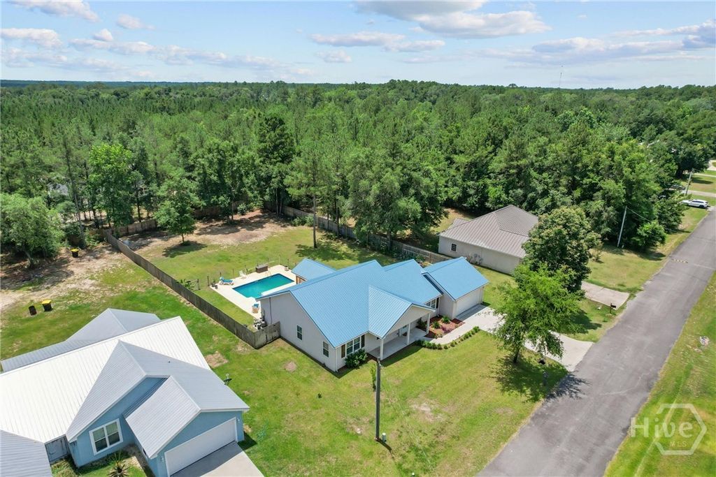 1301 Pelican Lane SE, Townsend, GA 31331