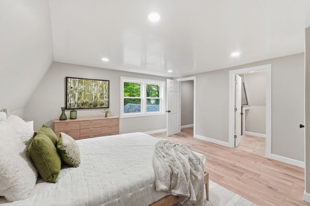 78 Old Farm Rd, Mansfield, MA 02048