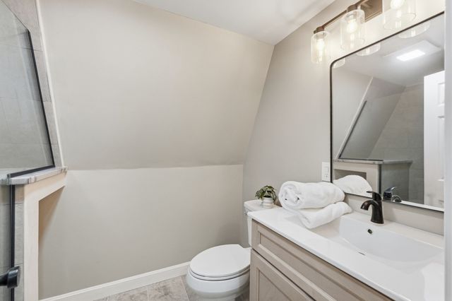 78 Old Farm Rd, Mansfield, MA 02048