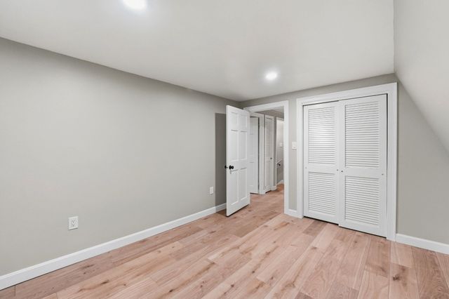 78 Old Farm Rd, Mansfield, MA 02048