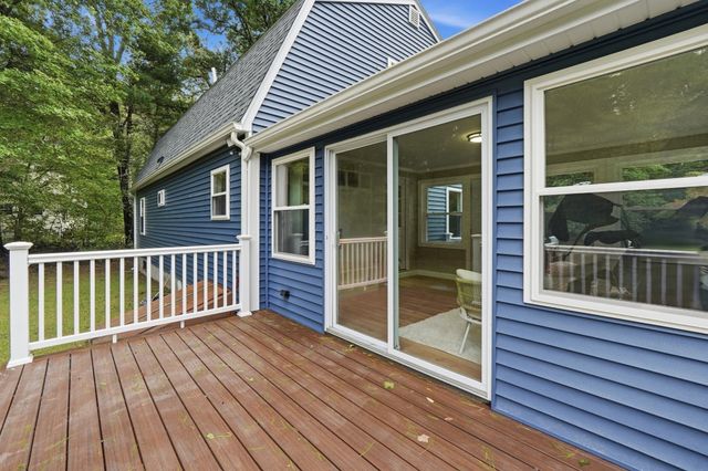 78 Old Farm Rd, Mansfield, MA 02048