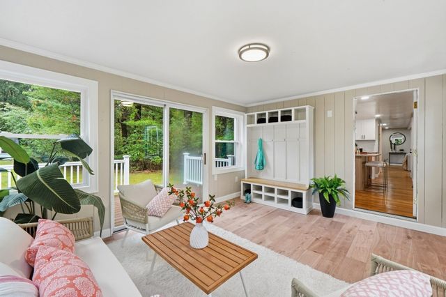 78 Old Farm Rd, Mansfield, MA 02048
