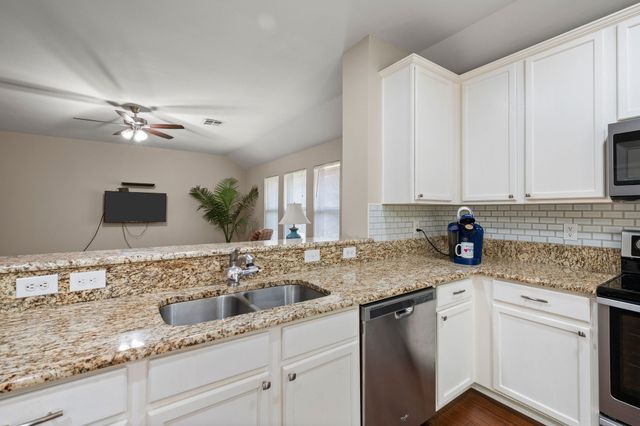 10008 Sourwood Drive, Fort Worth, TX 76244