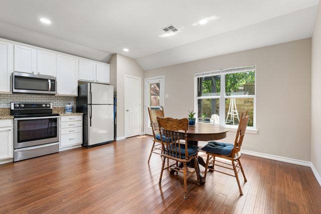 10008 Sourwood Drive, Fort Worth, TX 76244