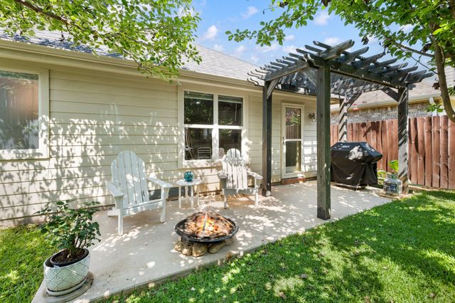 10008 Sourwood Drive, Fort Worth, TX 76244