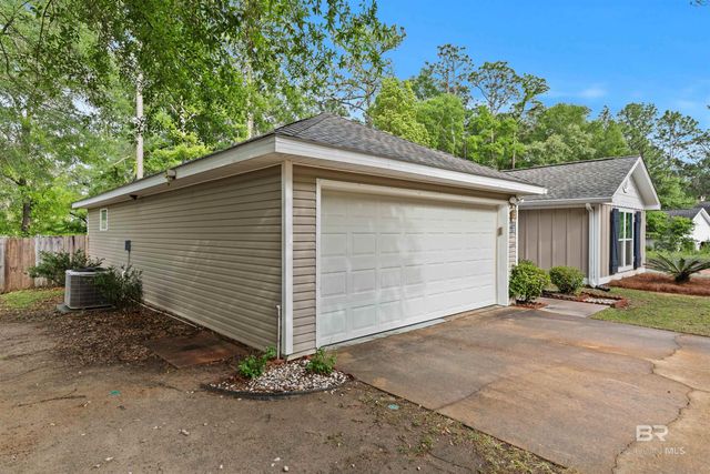 104 Chatam Loop, Daphne, AL 36526