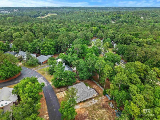 104 Chatam Loop, Daphne, AL 36526