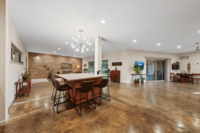 511 Sunset Street, Clifton, TX 76634