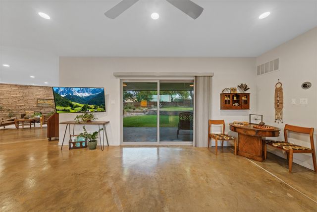 511 Sunset Street, Clifton, TX 76634