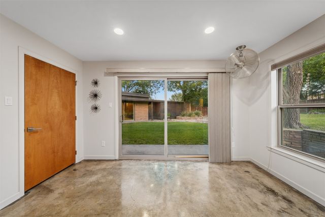 511 Sunset Street, Clifton, TX 76634