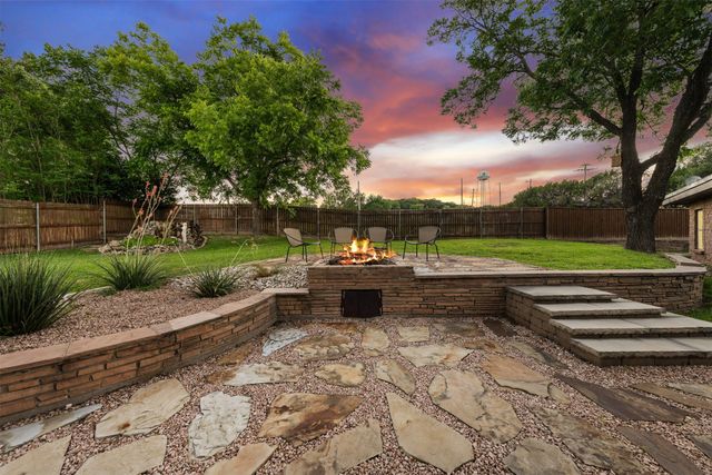 511 Sunset Street, Clifton, TX 76634