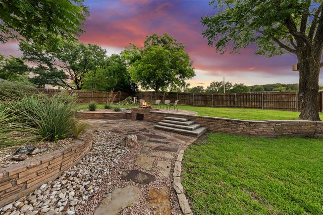 511 Sunset Street, Clifton, TX 76634