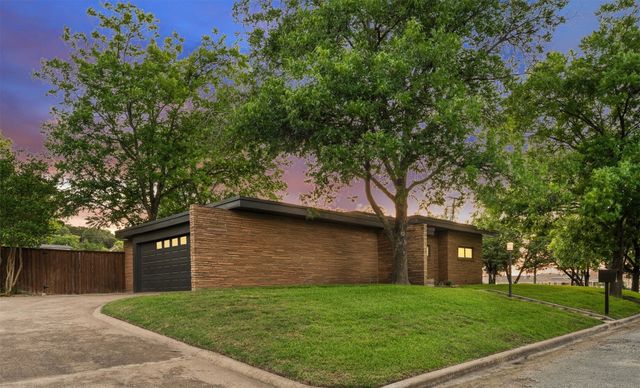511 Sunset Street, Clifton, TX 76634