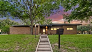 511 Sunset Street, Clifton, TX 76634