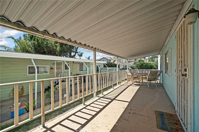 929 E Foothill 35, Upland, CA 91786