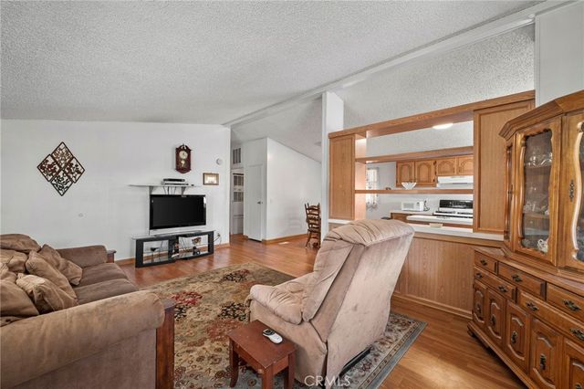 929 E Foothill 35, Upland, CA 91786