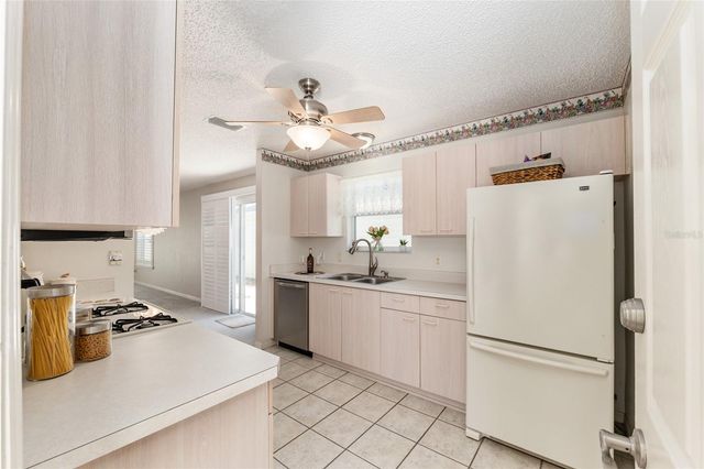 1492 AZTECA LOOP, The Villages, FL 32162