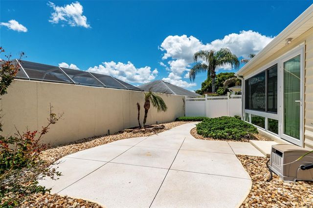 1492 AZTECA LOOP, The Villages, FL 32162