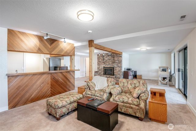 16925 Spanaway Loop Road S, Spanaway, WA 98387