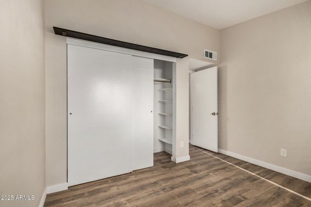 421 E WICKIEUP Lane, Phoenix, AZ 85024