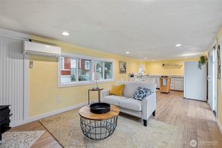 1320 N Oak Harbor Street #107, Oak Harbor, WA 98277