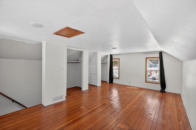 205 Miners Street, Parkersburg, IA 50665