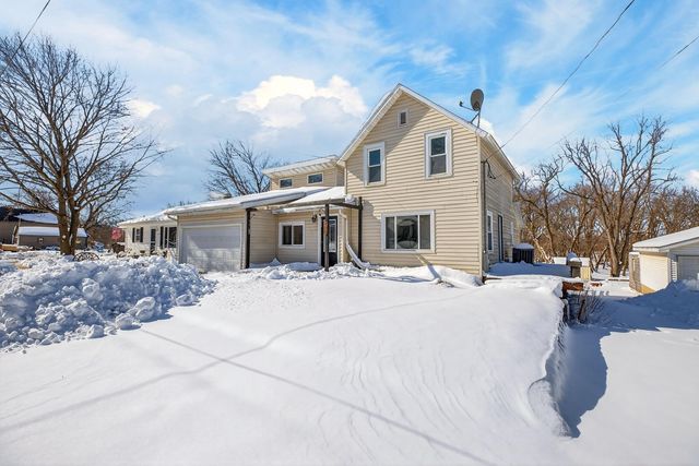 205 Miners Street, Parkersburg, IA 50665