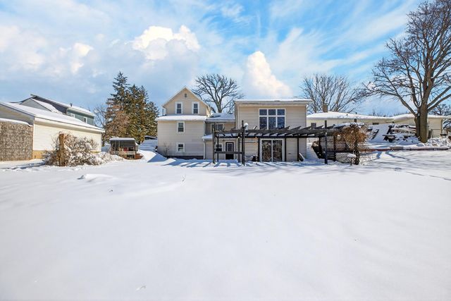 205 Miners Street, Parkersburg, IA 50665