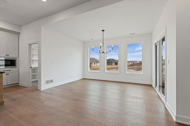 313 ASH DOWN DR, Columbia, MO 65201