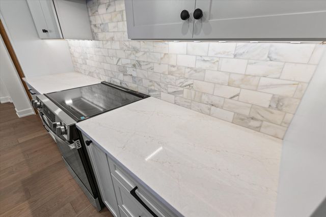 313 ASH DOWN DR, Columbia, MO 65201