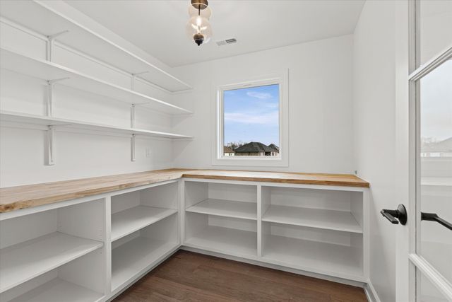 313 ASH DOWN DR, Columbia, MO 65201